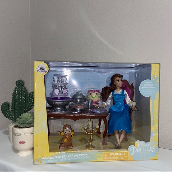 belle dinner party playset